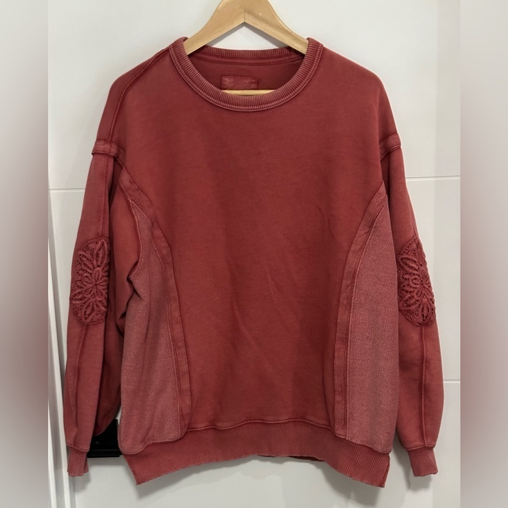 Aerie: Keep It Light Crochet Sweatshirt (pit to pit approx 24in) - Size XXS